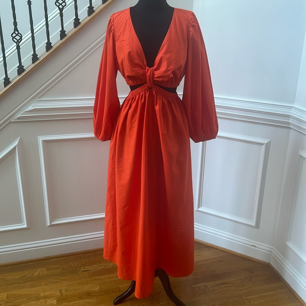 Ingrid & Isabel Maternity Cut-Out Maxi Dress👗 top and bottom lined.